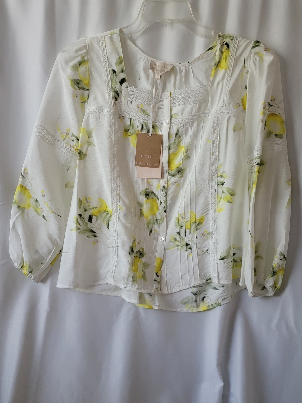 White Lemon-Print Peasant Feminine Cottagecore Top NWT